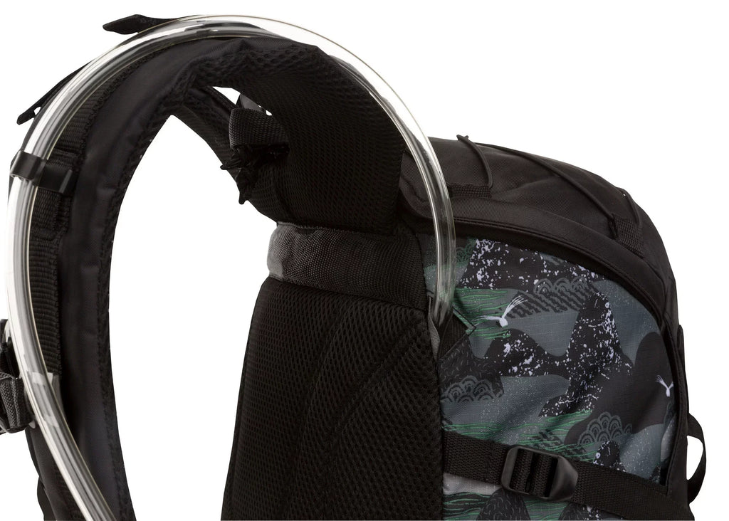 Outdoor Products Big Sur 28.5 L Hydration Backpack with Bladder; Internal Frame; Unisex; Black