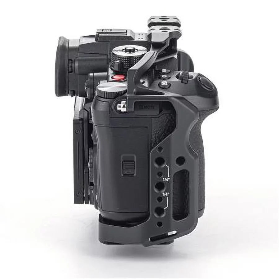 Full Camera Cage for Panasonic Lumix GH6; Black