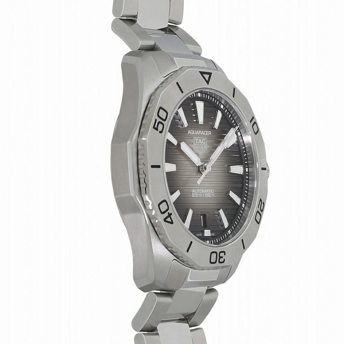 Pre-Owned Tag Heuer Aquaracer Professional 200 Caliber 5 Black WBP2110.BA0627 Men's Watch (New)