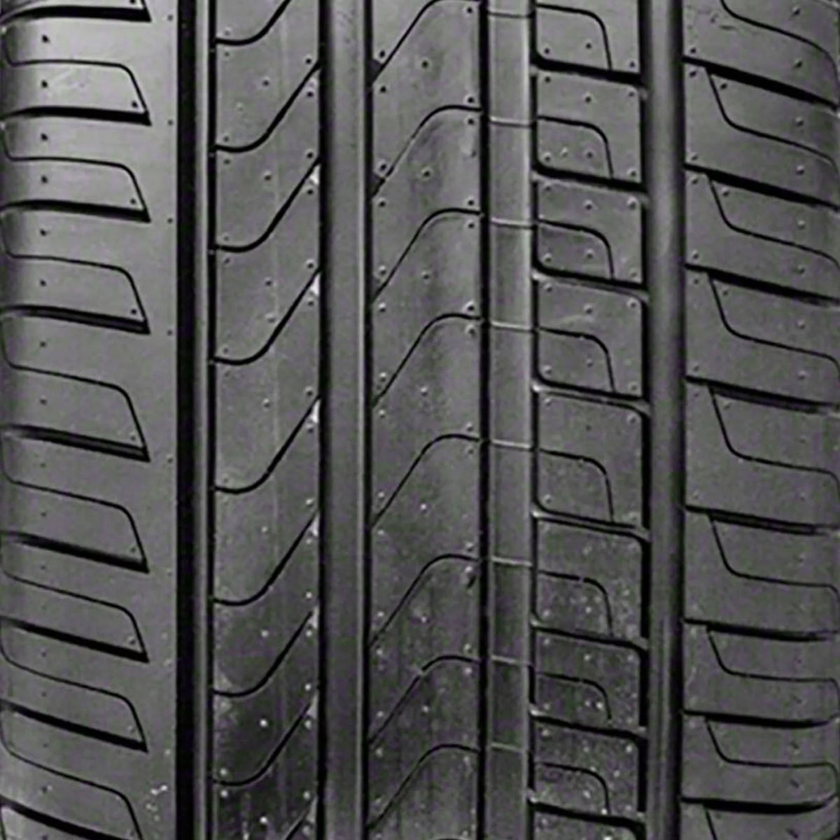 Set of 4 Pirelli CINTURATO P7 205/50R17 89W Tires Fits: 2017-19 Nissan Sentra SR Turbo; 2013-16 Nissan Sentra SR