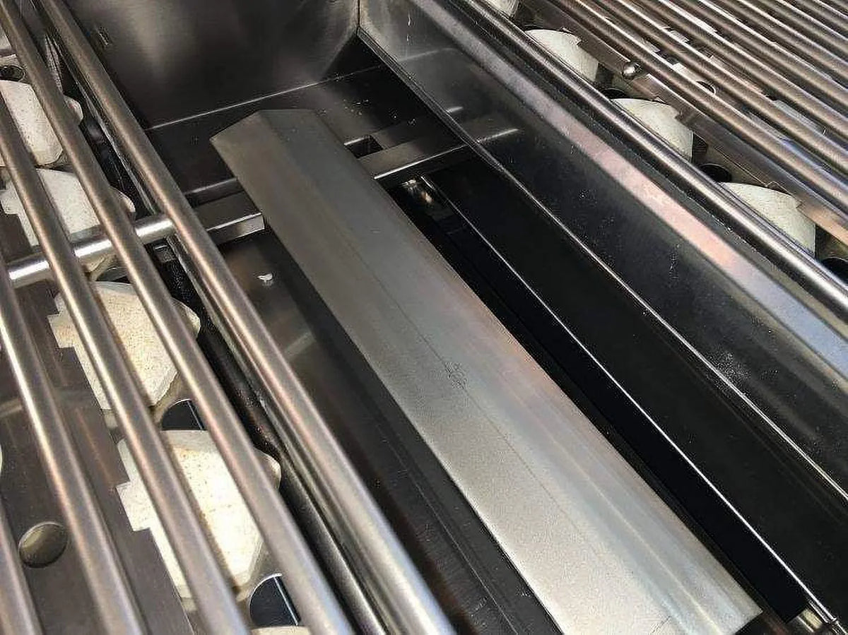 Summerset Sizzler Pro Series Built-In Gas Grill; 32-millimeter; Propane