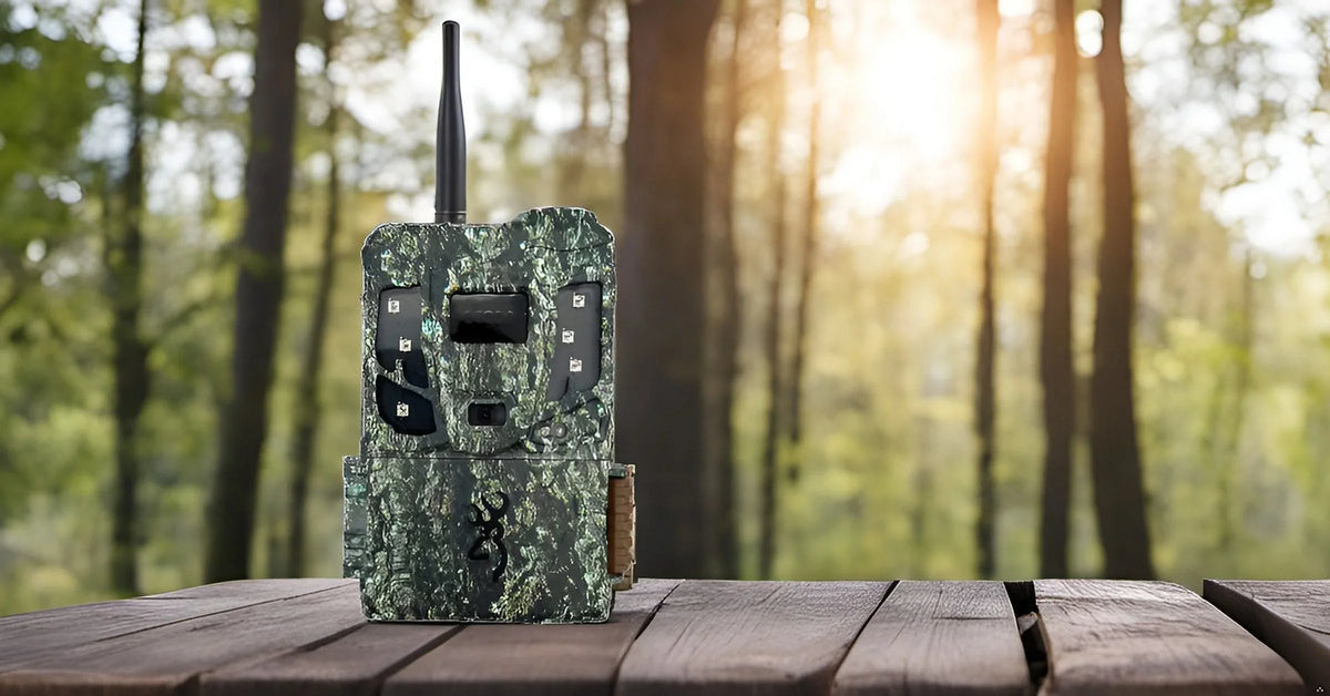 Browning 4PK Pro Scout Max HD Trail Camera; Security Box w/32GB M/Card & Reader